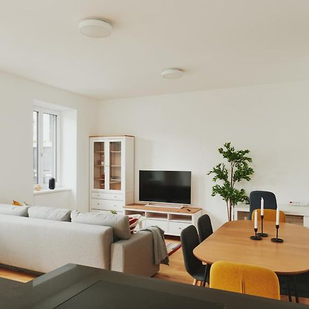 New Spacious Ultra-Modern Apartment In Wien Westbahnhof Exterior foto